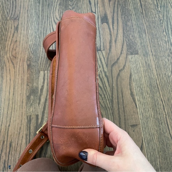 Vintage Coach British tan leather Taft shoulder bag - Picture 9 of 16